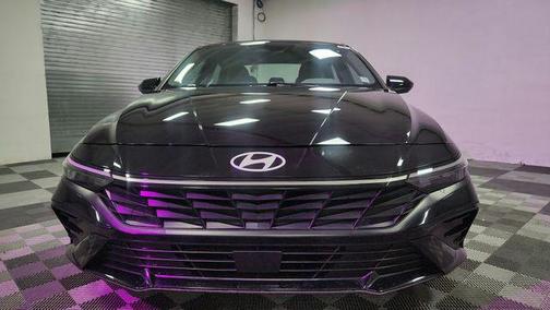 Abyss Black 2025 Hyundai ELANTRA SEL