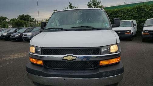 2022 Chevrolet Express 2500 RWD 2500 Regular Wheelbase WT