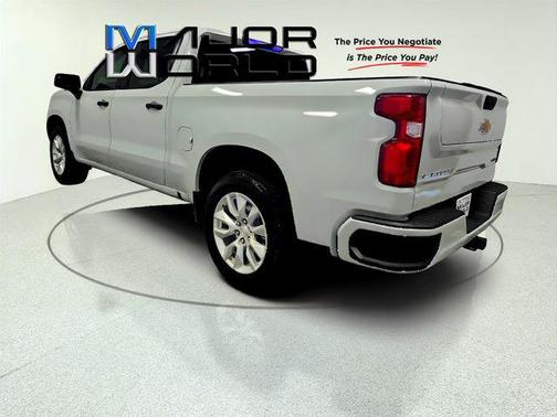 Summit White 2025 Chevrolet Silverado 1500 Custom
