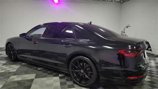 2023 Audi A8 L 55 TFSI quattro Tiptronic