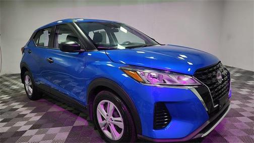 2025 Nissan Kicks S