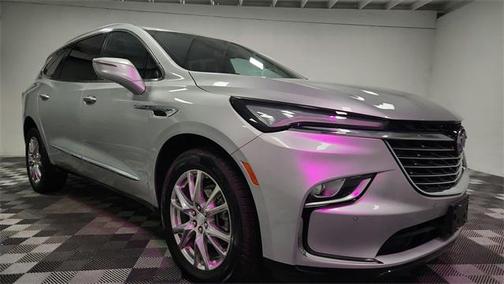 2022 Buick Enclave AWD Essence