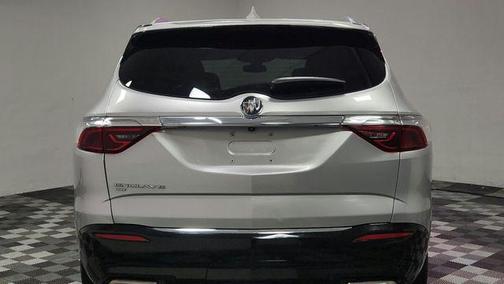 2022 Buick Enclave AWD Essence