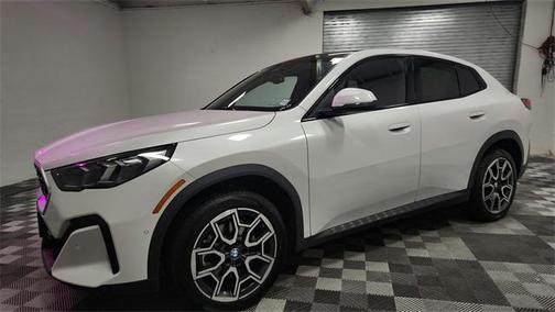 2025 BMW X2 xDrive28i
