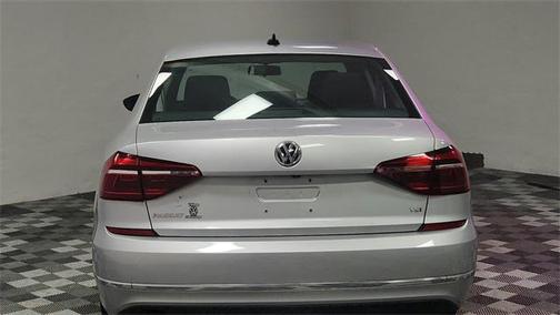 2019 Volkswagen Passat 2.0T Wolfsburg Edition