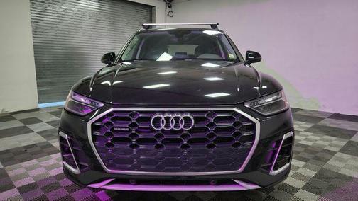 Mythos Black Metallic 2023 Audi Q5 45 S line Premium