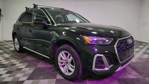 Mythos Black Metallic 2023 Audi Q5 45 S line Premium