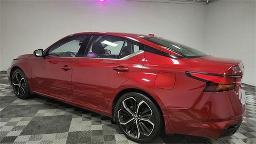 2023 Nissan Altima SR FWD