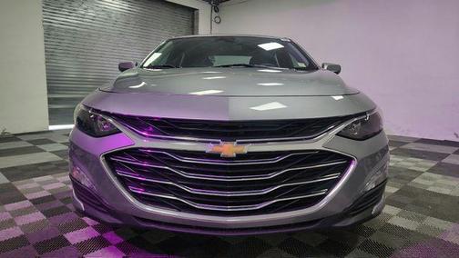 Sterling Gray Metallic 2024 Chevrolet Malibu FWD 1LT