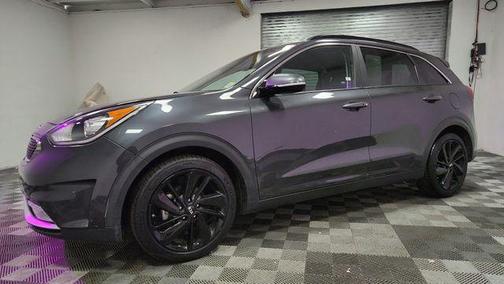 Platinum Graphite 2018 Kia Niro EX