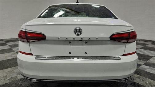 2022 Volkswagen Passat 2.0T SE