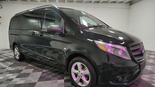 Obsidian Black Metallic 2016 Mercedes-Benz Metris Base