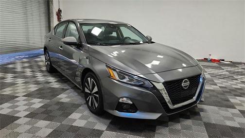 2020 Nissan Altima 2.5 SV