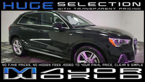 Black Metallic 2022 Audi Q3 45 S line Premium