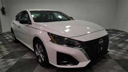 2024 Nissan Altima S FWD