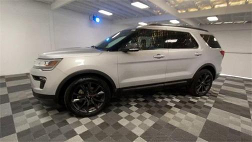 INGOT SILVER METALLIC 2019 Ford Explorer XLT