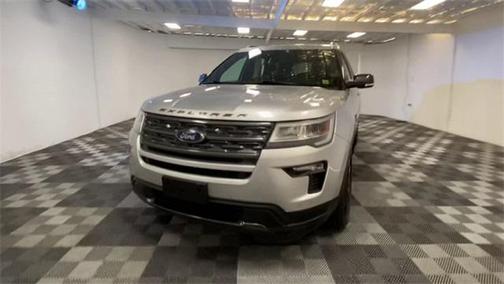 INGOT SILVER METALLIC 2019 Ford Explorer XLT