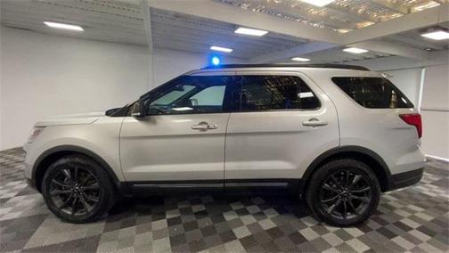 INGOT SILVER METALLIC 2019 Ford Explorer XLT