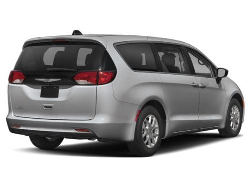 Silver Mist Clearcoat 2023 Chrysler Voyager LX