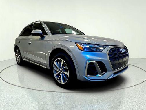 Florett Silver Metallic 2022 Audi Q5 45 S line Premium