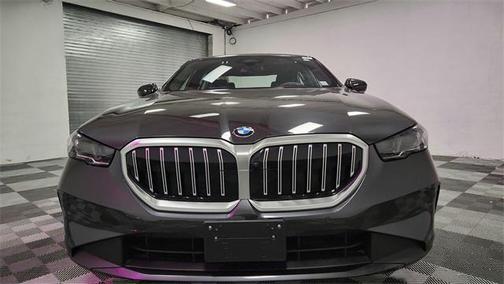 2024 BMW 530 i xDrive