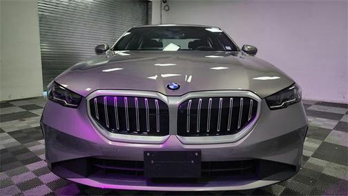 2024 BMW 530 i xDrive