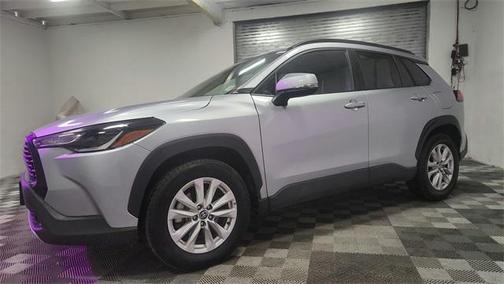2024 Toyota Corolla Cross LE