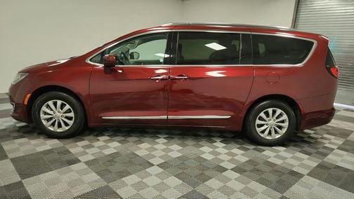 Velvet Red Pearlcoat 2020 Chrysler Pacifica Touring L