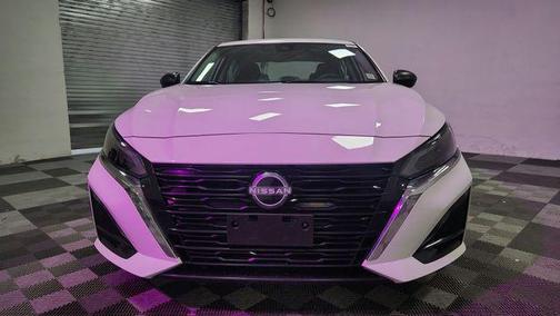 Glacier White 2025 Nissan Altima 2.5 SV
