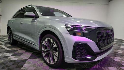 2025 Audi Q8 55 Premium Plus