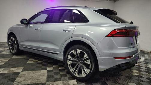 2025 Audi Q8 55 Premium Plus