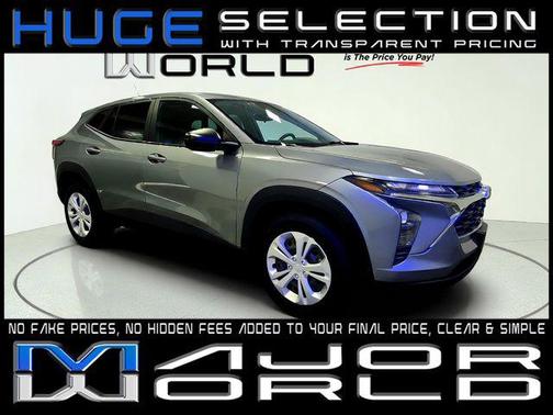 Sterling Gray Metallic 2024 Chevrolet Trax LS