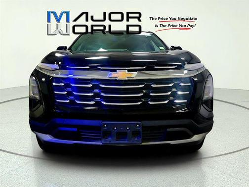 Mosaic Black Metallic 2025 Chevrolet Equinox 1LT