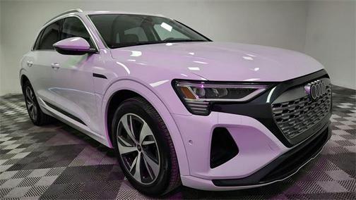 2024 Audi Q8 e-tron Premium Plus