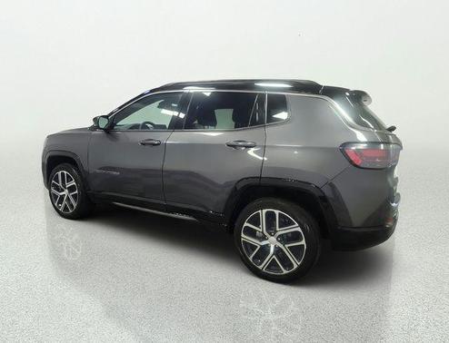 Baltic Gray Metallic Clearcoat 2024 Jeep Compass Limited