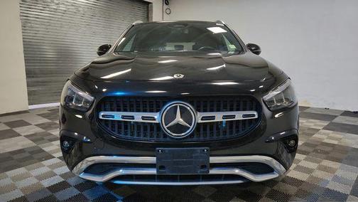 Night Black 2025 Mercedes-Benz GLA 250 4MATIC