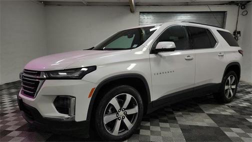 2022 Chevrolet Traverse LT Leather