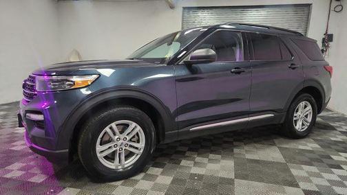 STONE BLUE METALLIC 2024 Ford Explorer XLT