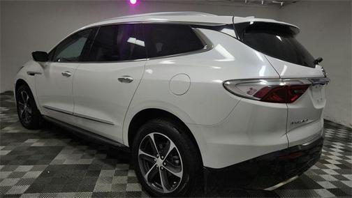 2022 Buick Enclave FWD Essence