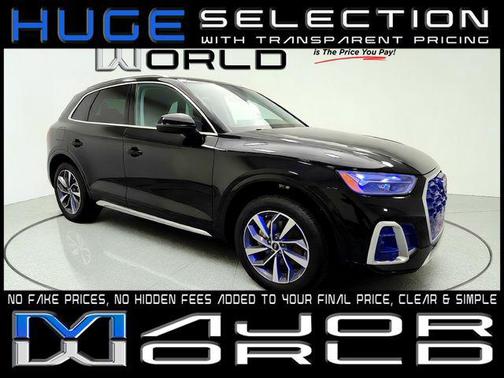 Mythos Black Metallic 2023 Audi Q5 45 S line Premium Plus