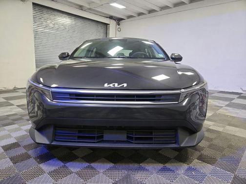 Interstellar Gray 2025 Kia K4 LXS