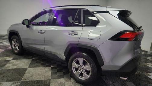 2025 Toyota RAV4 Hybrid SE