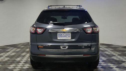 Cyber Gray Metallic 2013 Chevrolet Traverse LS