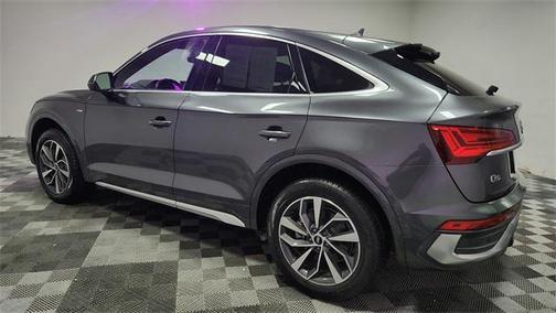 2022 Audi Q5 45 S line Premium