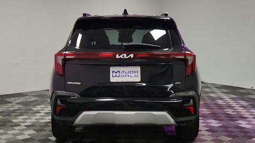 Fusion Black 2024 Kia Seltos SX Turbo