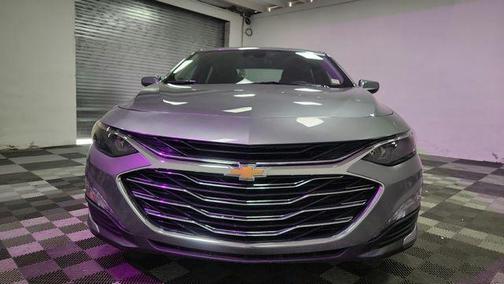 Sterling Gray Metallic 2025 Chevrolet Malibu FWD 1LT