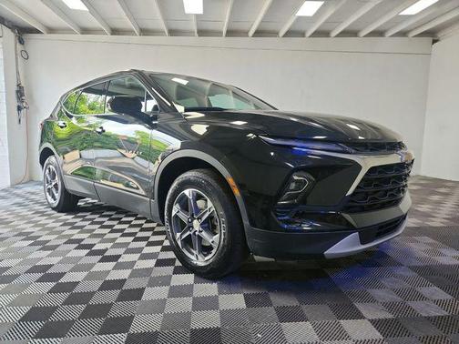 Black 2025 Chevrolet Blazer 2LT
