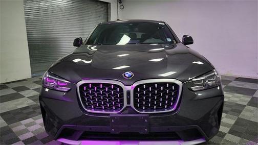 2024 BMW X4 xDrive30i