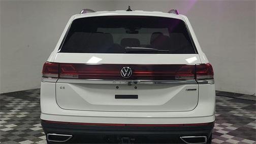 2024 Volkswagen Atlas 2.0T SE w/Technology 4MOTION