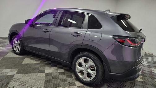 Modern Steel Metallic 2025 Honda HR-V LX